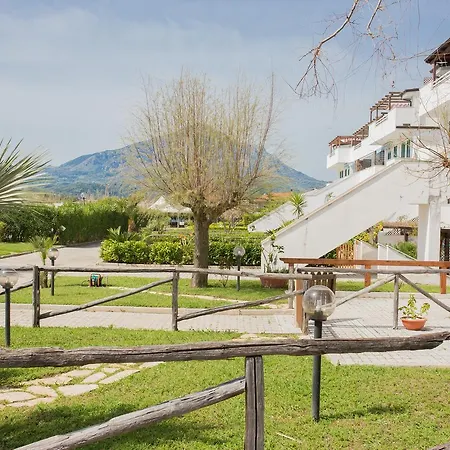Cilento Pixous Casa Vacanza * Santa Marina (Campania)